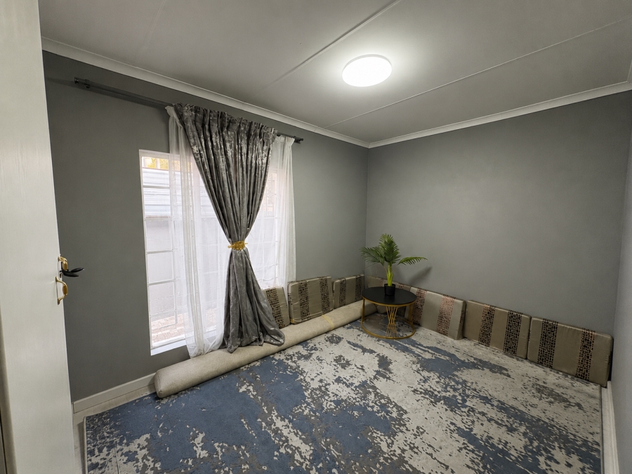 7 Bedroom Property for Sale in Waterval East North West